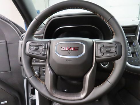 Used 2024 GMC Yukon AT4 image 50