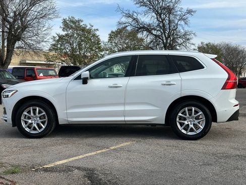 Used 2019 Volvo XC60 T5 Momentum w/ Premium Package image 3