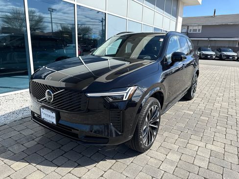 Used 2026 Volvo XC90 B6 Ultra w/ Protection Package Premier AWD/4WD image 3