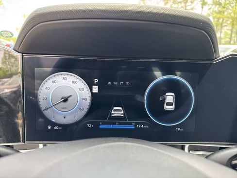 New 2026 Hyundai Elantra Limited FWD image 25