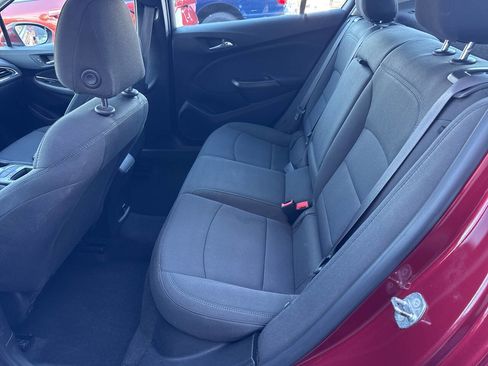 Used 2017 Chevrolet Cruze LT w/ Convenience Package image 16