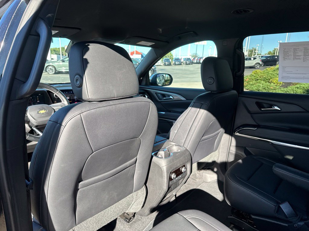 Used 2026 Chevrolet Traverse LT AWD/4WD image 27