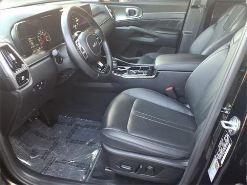 Used 2022 Kia Sorento SX image 15