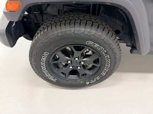 Used 2021 Jeep Wrangler Unlimited Sport AWD/4WD image 19