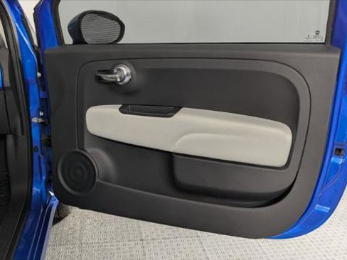 Used 2018 FIAT 500 Pop image 18