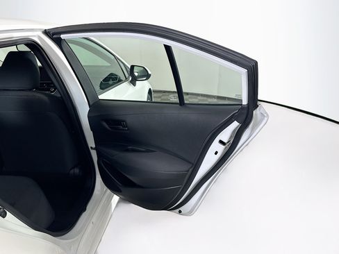 Used 2023 Toyota Corolla LE FWD image 28