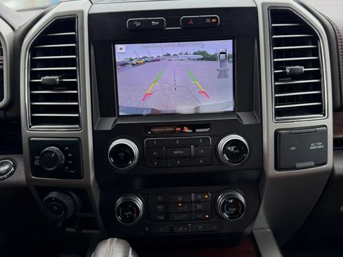 Used 2019 Ford F150 King Ranch w/ Equipment Group 601A Luxury AWD/4WD image 14