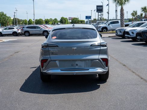 New 2026 Buick Envista Avenir image 4