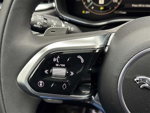 New 2026 Jaguar F-PACE R-Dynamic S image 30