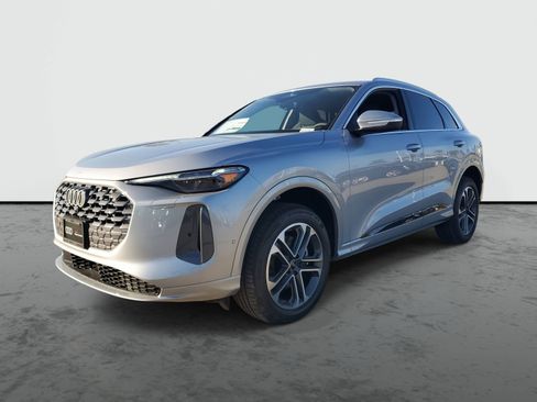 New 2025 Audi Q5 Premium Plus image 2