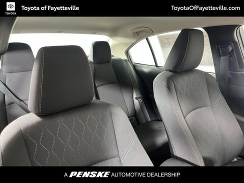 Used 2025 Toyota Corolla LE FWD image 10