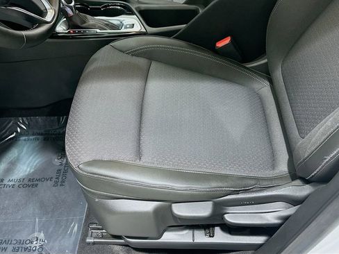 Used 2024 Buick Encore GX Preferred FWD image 19