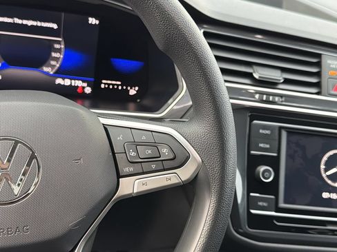 Used 2022 Volkswagen Tiguan S FWD image 25