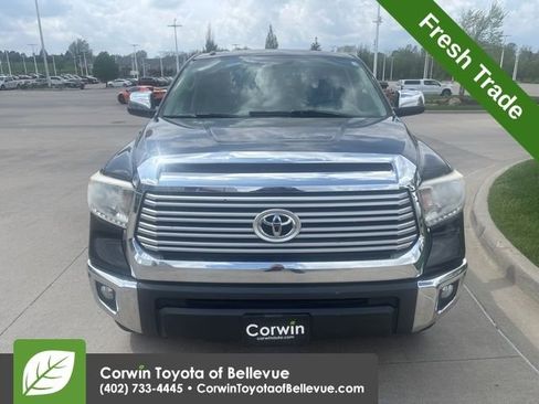 Used 2017 Toyota Tundra Limited w/ Limited Premium Package AWD/4WD image 9