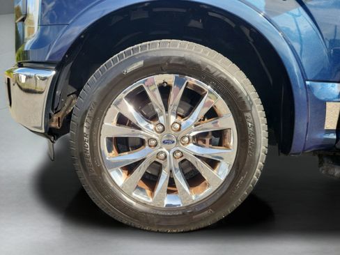 Used 2015 Ford F150 Lariat w/ Equipment Group 502A Luxury image 33