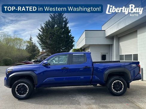 Used 2024 Toyota Tacoma TRD Off-Road AWD/4WD image 4