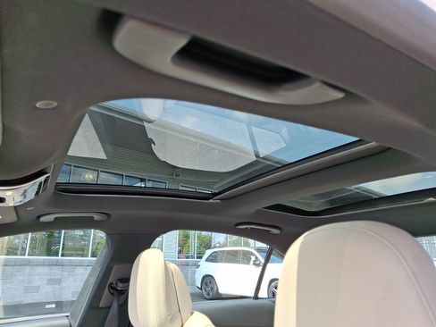 Certified 2024 Mercedes-Benz C 300 4MATIC Sedan image 14