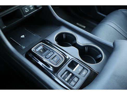 Used 2024 Honda Pilot Elite image 35