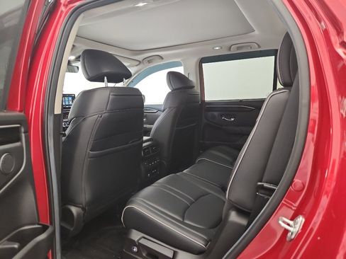 Used 2025 Honda Pilot Elite image 31
