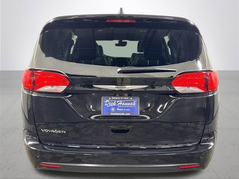 New 2026 Chrysler Voyager LX image 7