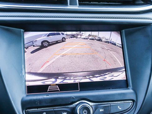 Used 2023 Chevrolet TrailBlazer RS image 26