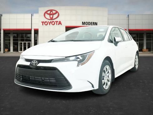 New 2026 Toyota Corolla LE image 5