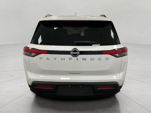 Used 2025 Nissan Pathfinder SV AWD/4WD image 5