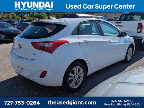 Used 2013 Hyundai Elantra GT FWD image 2