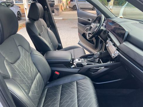 Used 2024 Kia Telluride SX X-Line image 21