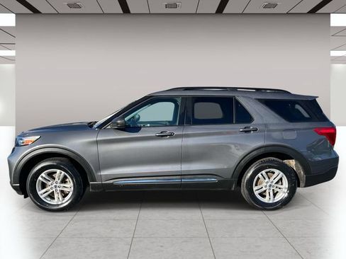 Used 2022 Ford Explorer XLT w/ Class IV Trailer Tow Package AWD/4WD image 7