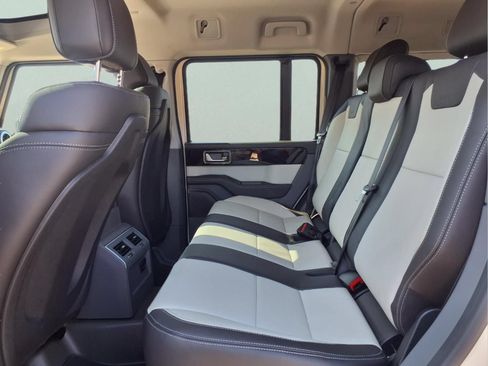 New 2025 INEOS Grenadier AWD/4WD image 9