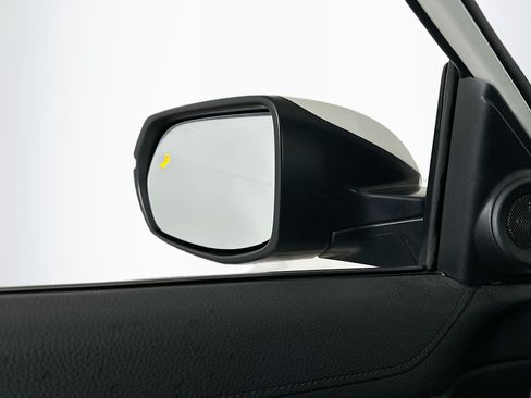 Used 2018 Honda CR-V EX-L image 16