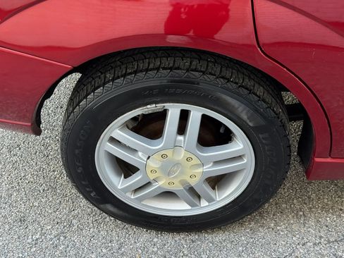 Used 2003 Ford Focus SE FWD image 39