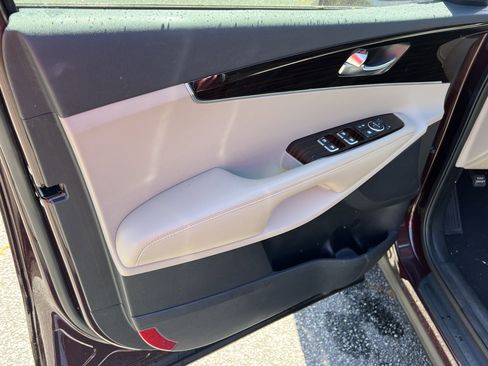 Used 2019 Kia Sorento FWD image 10