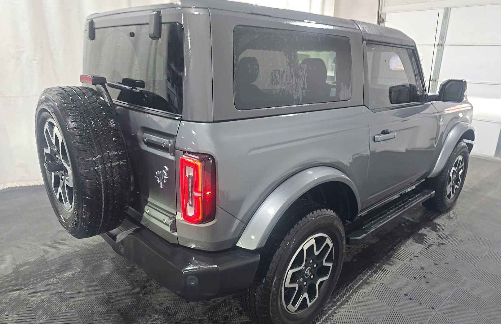 Used 2023 Ford Bronco Outer Banks AWD/4WD image 4