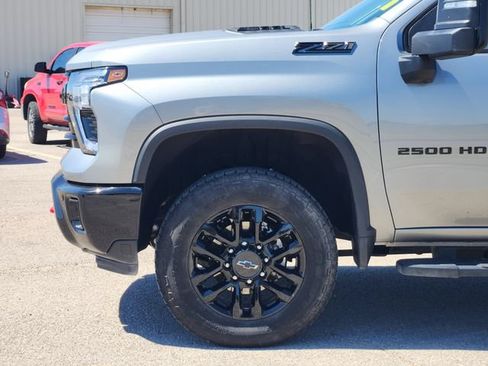 Used 2025 Chevrolet Silverado 2500 LT w/ Trail Boss Package AWD/4WD image 8