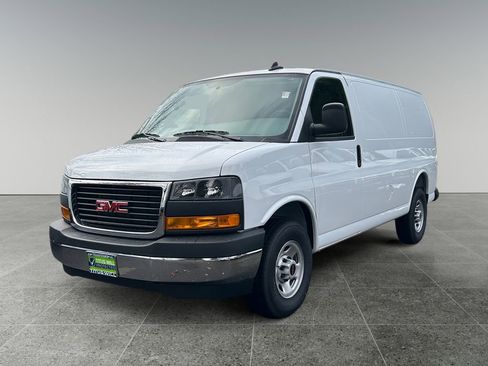 New 2025 GMC Savana 2500 w/ Driver Convenience Package image 3