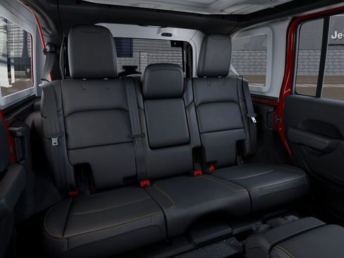 New 2025 Jeep Wrangler Unlimited Sahara AWD/4WD image 15