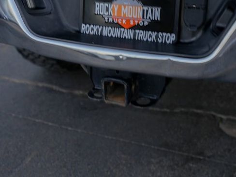 Used 2015 RAM 3500 Tradesman w/ Chrome Appearance Group image 9