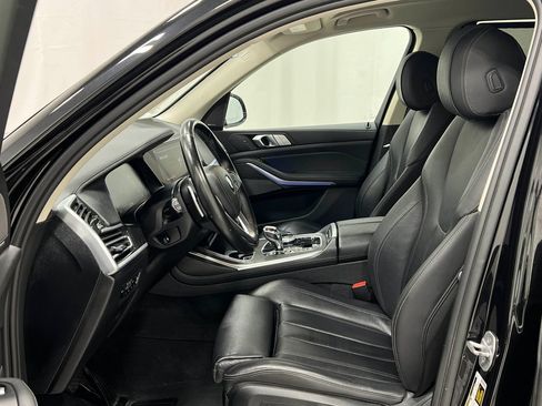Used 2020 BMW X7 xDrive40i w/ Premium Package AWD/4WD image 14