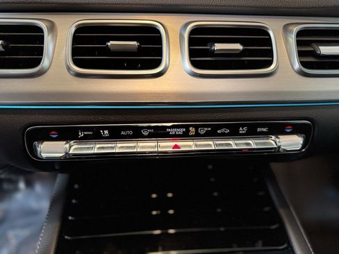 Used 2021 Mercedes-Benz GLE 350 4MATIC image 20