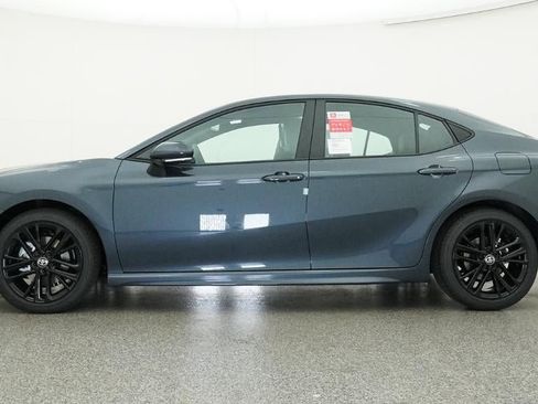 New 2026 Toyota Camry SE FWD image 19