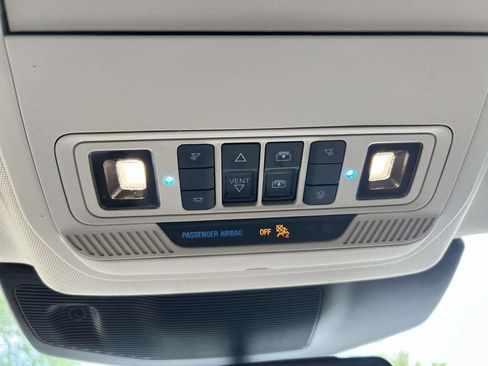 Used 2021 Ford Explorer Platinum w/ Equipment Group 601A AWD/4WD image 19