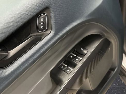 Used 2023 Ford Maverick XL image 25