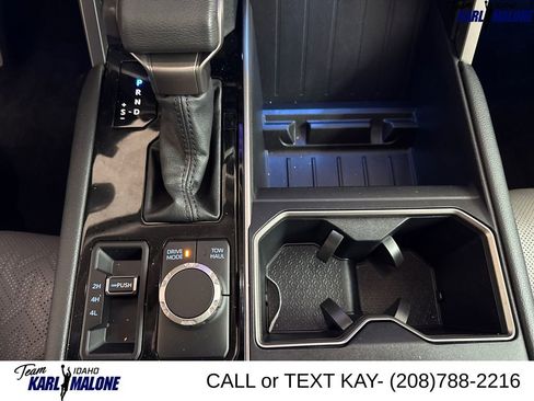 Used 2024 Toyota Tundra Limited AWD/4WD image 15