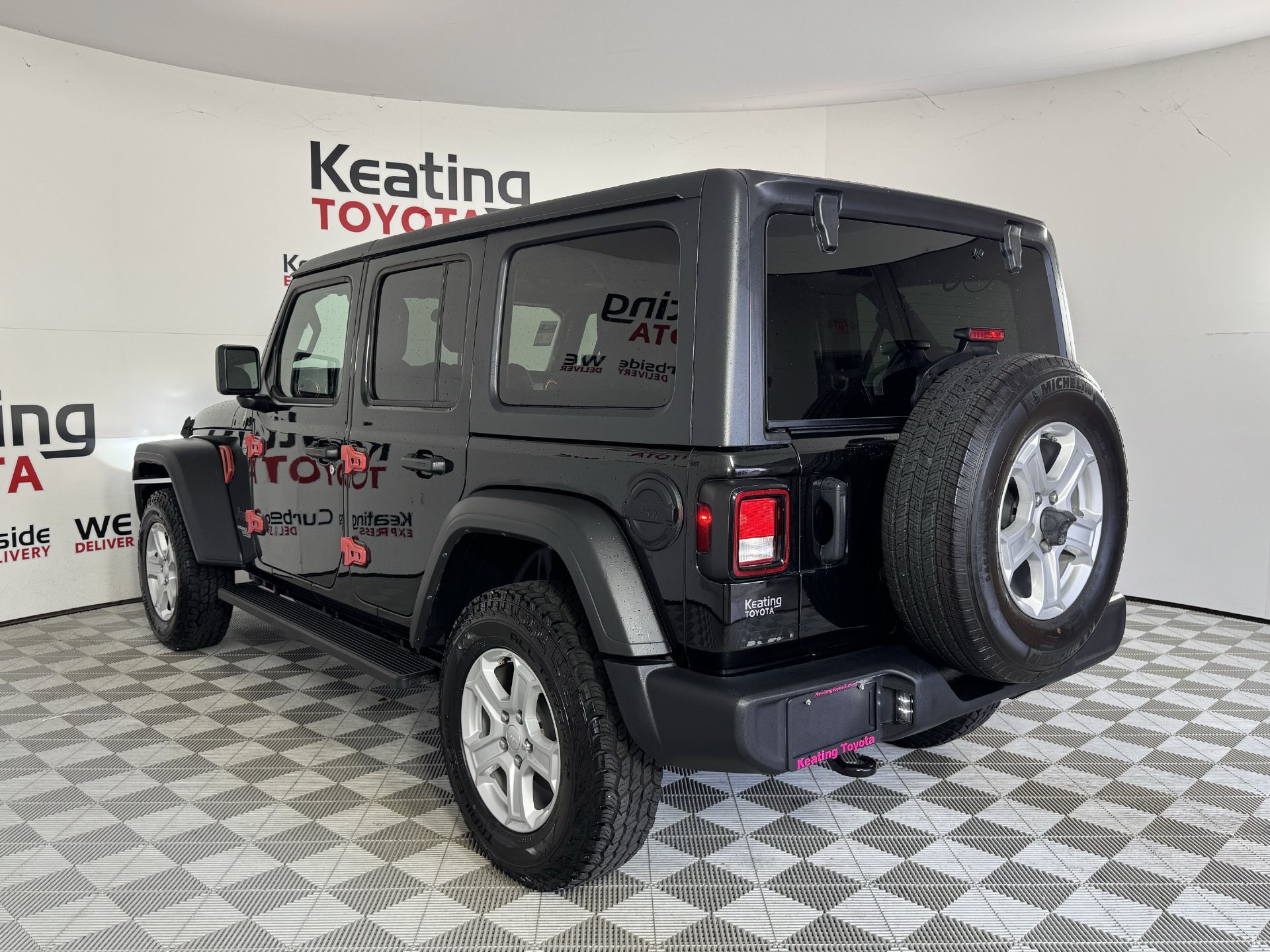 Used 2021 Jeep Wrangler Unlimited Sport AWD/4WD image 7