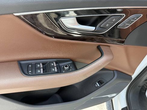 Used 2019 Audi Q7 3.0T Premium Plus w/ Premium Plus Package AWD/4WD image 18
