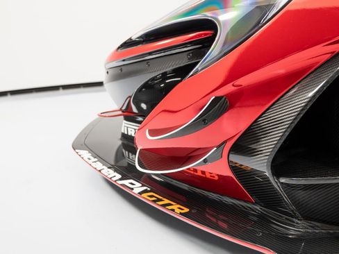 Used 2015 McLaren P1 image 58