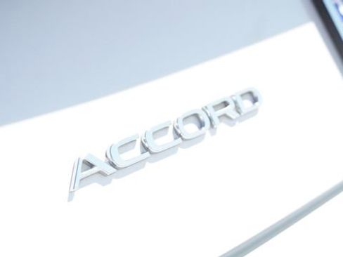 Used 2024 Honda Accord Sport image 13