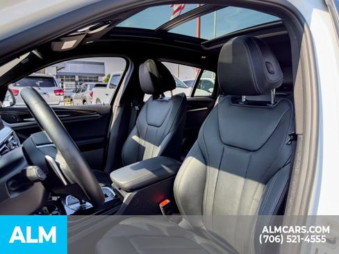 Used 2025 BMW X4 xDrive30i AWD/4WD image 8